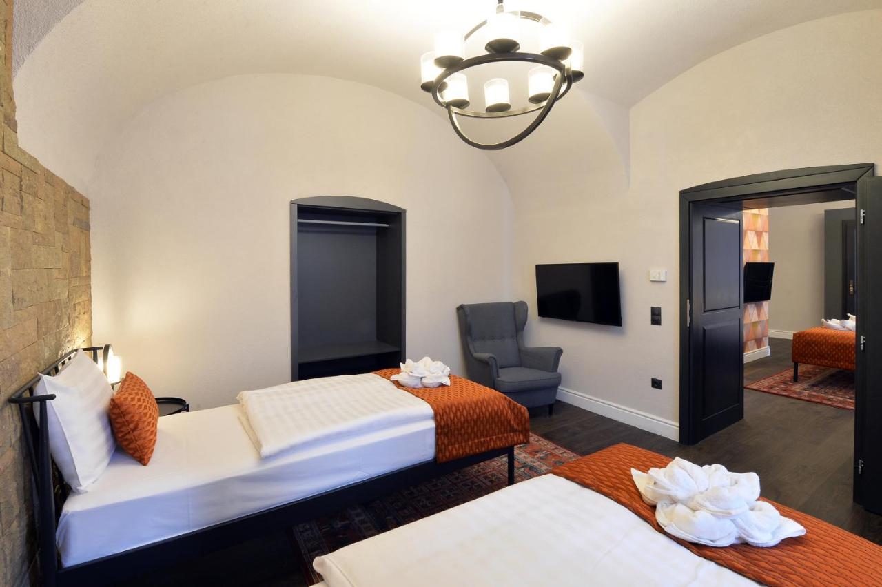 1552 Boutique Hotel エゲル エクステリア 写真