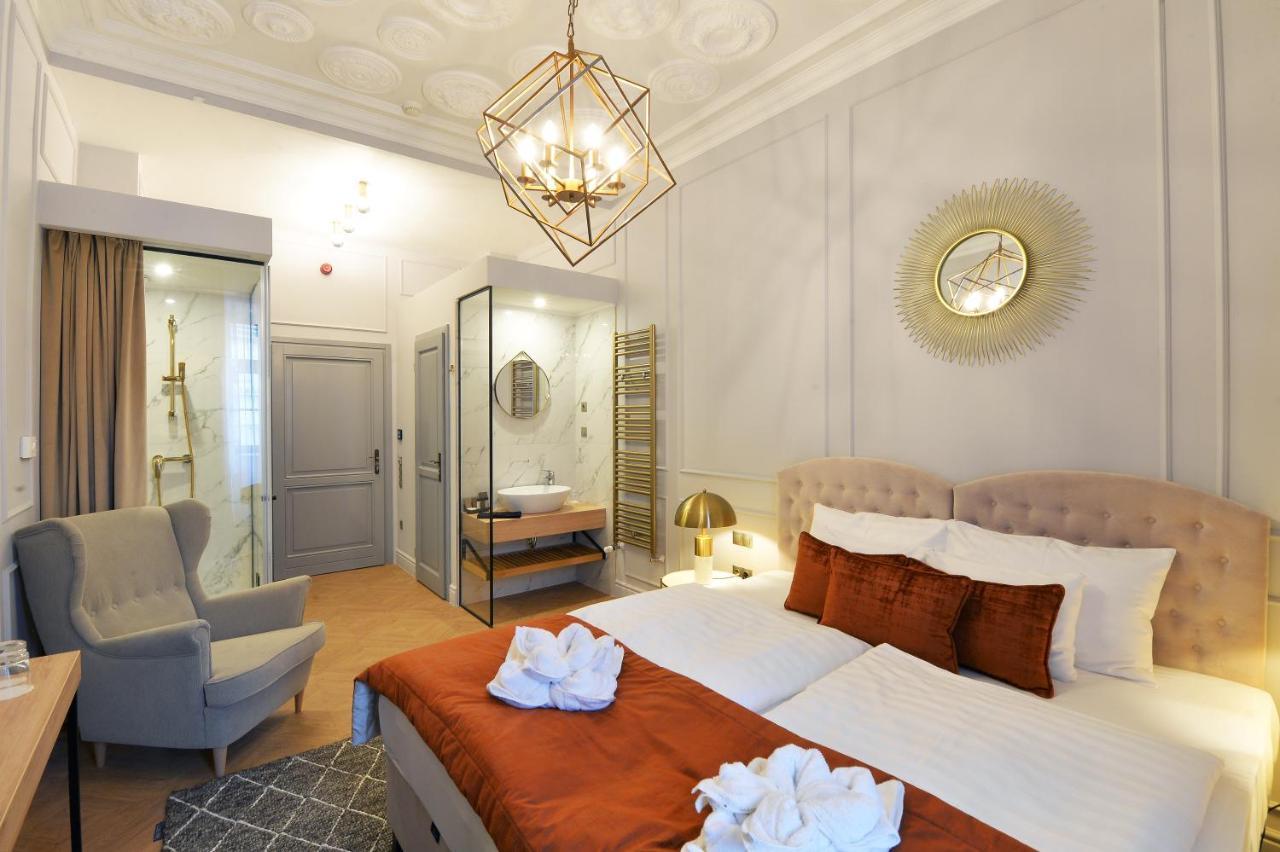 1552 Boutique Hotel エゲル エクステリア 写真