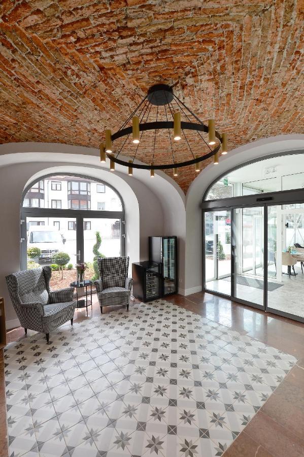 1552 Boutique Hotel エゲル エクステリア 写真