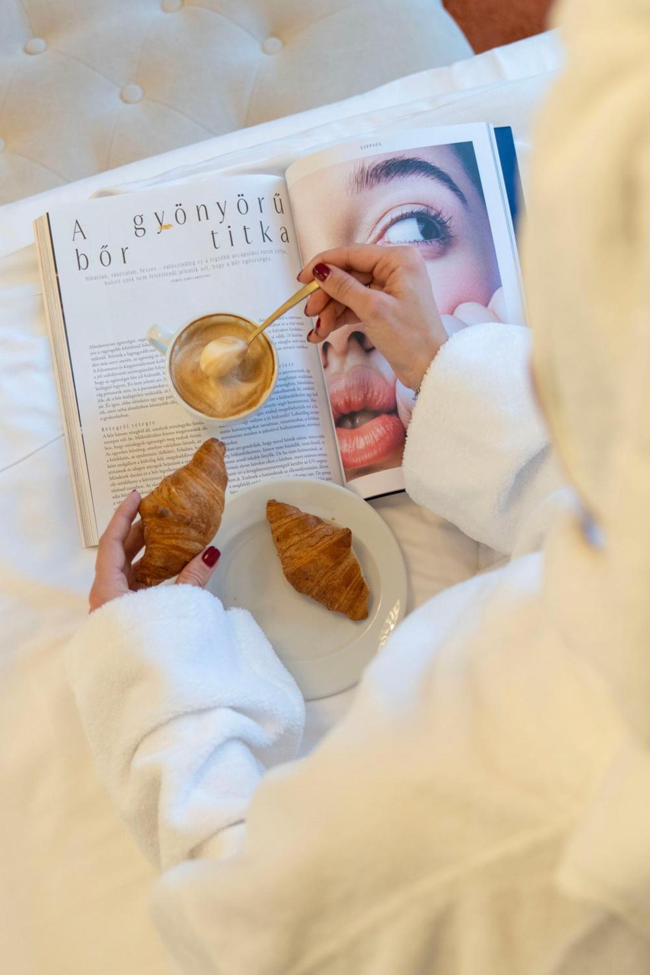 1552 Boutique Hotel エゲル エクステリア 写真