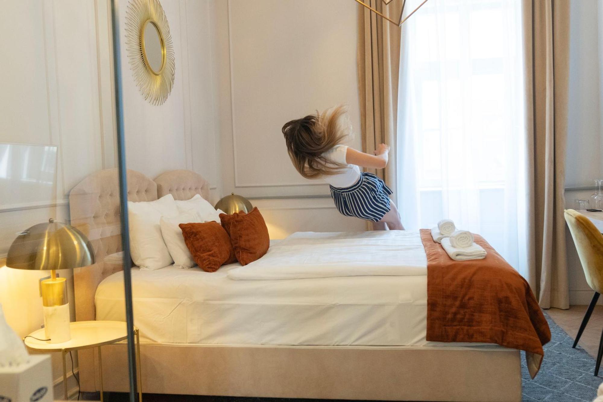 1552 Boutique Hotel エゲル エクステリア 写真