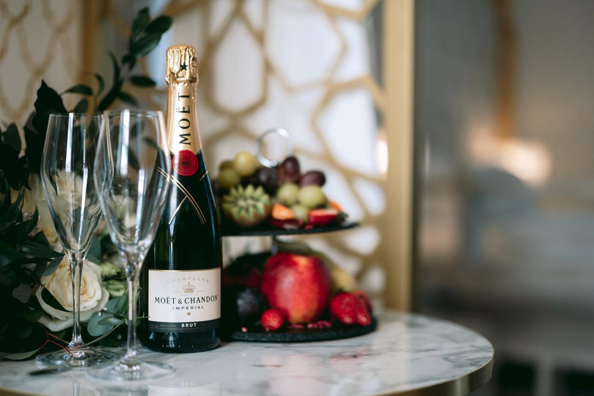 1552 Boutique Hotel エゲル エクステリア 写真